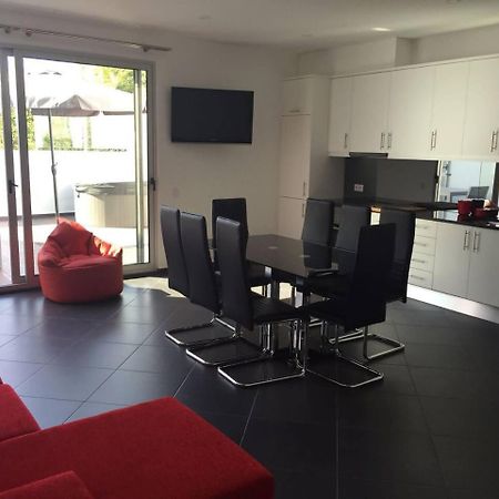 Casa Com 3 Suites Jacuzzi Em Albufeira Exterior photo